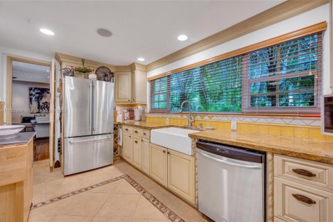 Casa en venta en Miami, Florida, 3 dormitorios, 143.07 m2 № 1787162 - foto 6
