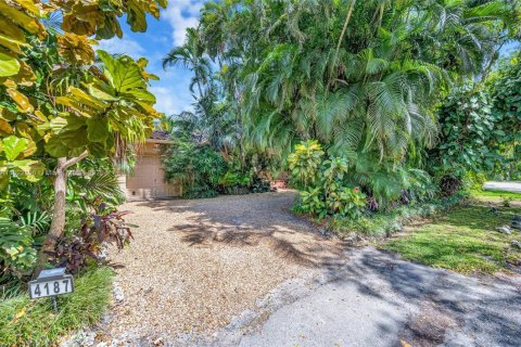 Casa en venta en Miami, Florida, 3 dormitorios, 143.07 m2 № 1787162 - foto 24