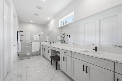 Casa en venta en Port St. Lucie, Florida, 3 dormitorios, 218.69 m2 № 2422197 - foto 18