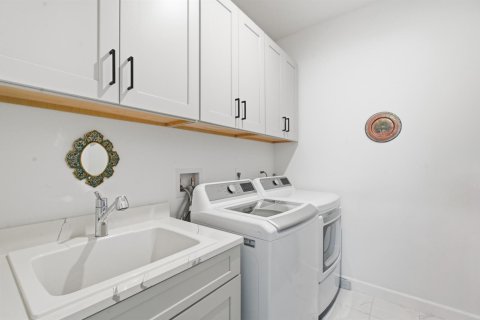 Casa en venta en Port St. Lucie, Florida, 3 dormitorios, 218.69 m2 № 2422197 - foto 29