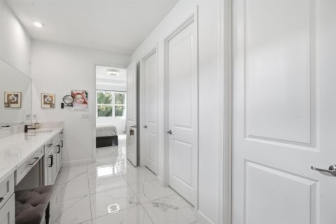 Casa en venta en Port St. Lucie, Florida, 3 dormitorios, 218.69 m2 № 2422197 - foto 21