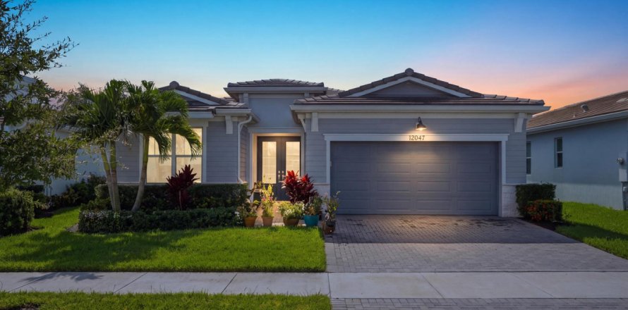 Casa en Port St. Lucie, Florida 3 dormitorios, 218.69 m2 № 2422197