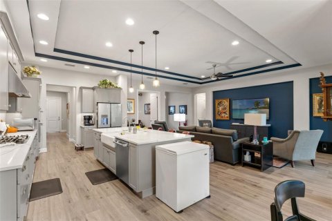 Casa en venta en Brooksville, Florida, 4 dormitorios, 256.22 m2 № 2142050 - foto 18