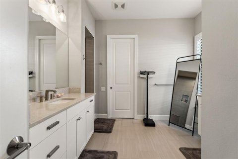 Casa en venta en Brooksville, Florida, 4 dormitorios, 256.22 m2 № 2142050 - foto 27