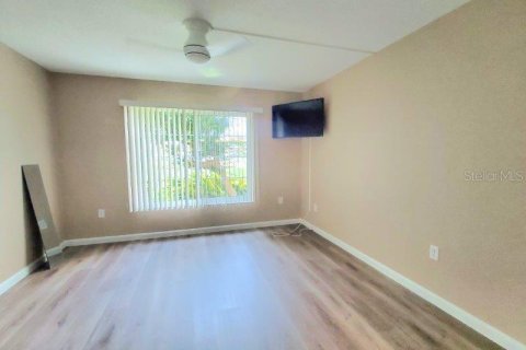 Copropriété à louer à Punta Gorda, Floride: 2 chambres, 103.49 m2 № 1905172 - photo 17