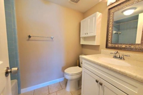Copropriété à louer à Punta Gorda, Floride: 2 chambres, 103.49 m2 № 1905172 - photo 10