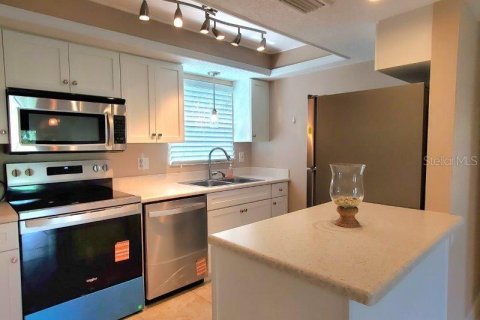 Condo in Punta Gorda, Florida, 2 bedrooms  № 1905172 - photo 2