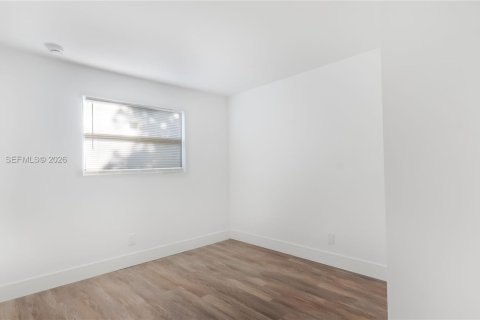 Casa en venta en Pompano Beach, Florida, 4 dormitorios, 140.1 m2 № 2002319 - foto 19