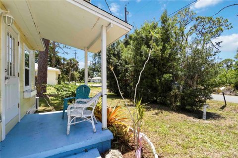 House in Englewood, Florida 1 bedroom, 37.16 sq.m. № 1759404 - photo 6