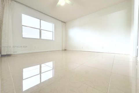 Condominio en venta en Sunrise, Florida, 2 dormitorios, 78.97 m2 № 2049452 - foto 5