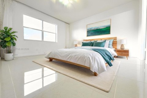 Condominio en venta en Sunrise, Florida, 2 dormitorios, 78.97 m2 № 2049452 - foto 4