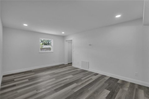 House in Orlando, Florida 3 bedrooms, 145.58 sq.m. № 1822715 - photo 15