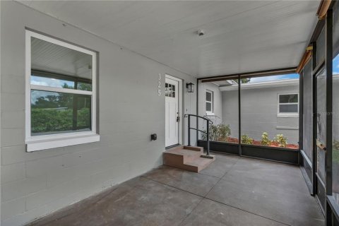 House in Orlando, Florida 3 bedrooms, 145.58 sq.m. № 1822715 - photo 4