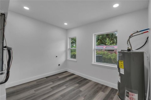 House in Orlando, Florida 3 bedrooms, 145.58 sq.m. № 1822715 - photo 29