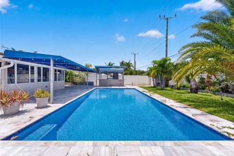 Villa ou maison à vendre à Deerfield Beach, Floride: 3 chambres, 100.71 m2 № 2252035 - photo 18