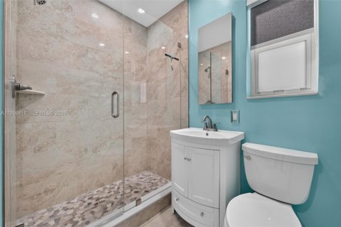 Villa ou maison à vendre à Deerfield Beach, Floride: 3 chambres, 100.71 m2 № 2252035 - photo 8