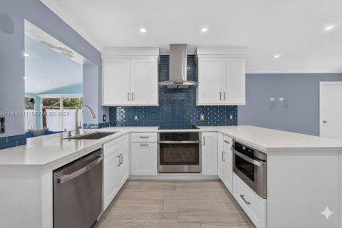 Villa ou maison à vendre à Deerfield Beach, Floride: 3 chambres, 100.71 m2 № 2252035 - photo 3