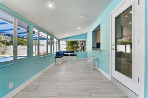 Villa ou maison à vendre à Deerfield Beach, Floride: 3 chambres, 100.71 m2 № 2252035 - photo 14