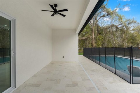 House in Spring Hill, Florida 4 bedrooms, 219.44 sq.m. № 2200040 - photo 15