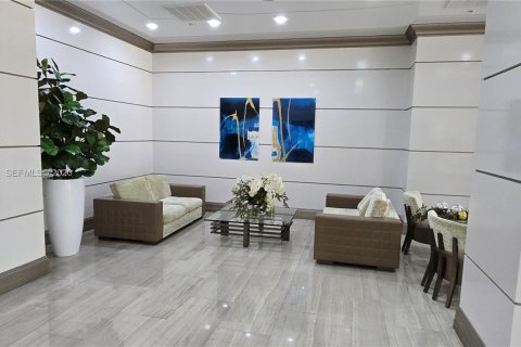 Снять в аренду кондоминиум в Санни-Айлс-Бич, Флорида 3 спальни, 142.79м2, № 2060869 - фото 23