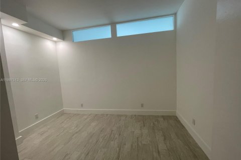 Снять в аренду кондоминиум в Санни-Айлс-Бич, Флорида 3 спальни, 142.79м2, № 2060869 - фото 12