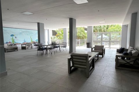 Снять в аренду кондоминиум в Санни-Айлс-Бич, Флорида 3 спальни, 142.79м2, № 2060869 - фото 17