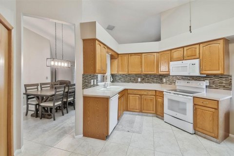Condo in Riverview, Florida, 3 bedrooms  № 2388282 - photo 10