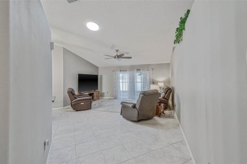 Condo in Riverview, Florida, 3 bedrooms  № 2388282 - photo 6