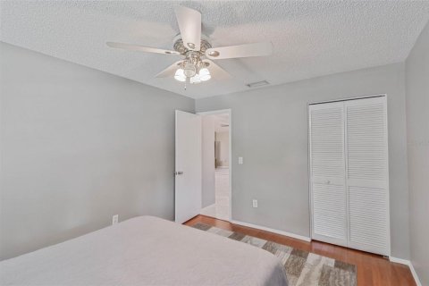 Condo in Riverview, Florida, 3 bedrooms  № 2388282 - photo 19