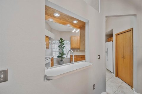 Condo in Riverview, Florida, 3 bedrooms  № 2388282 - photo 17