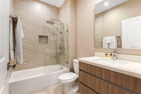 Casa en venta en Kissimmee, Florida, 3 dormitorios, 203.92 m2 № 1919018 - foto 16