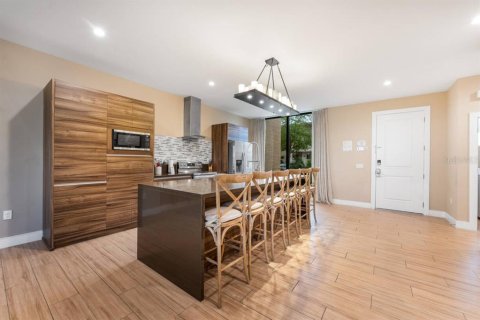 Casa en venta en Kissimmee, Florida, 3 dormitorios, 203.92 m2 № 1919018 - foto 9