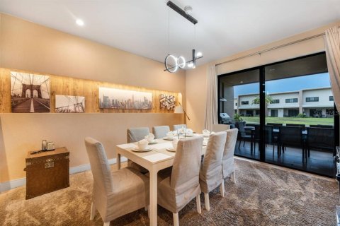 Casa en venta en Kissimmee, Florida, 3 dormitorios, 203.92 m2 № 1919018 - foto 5