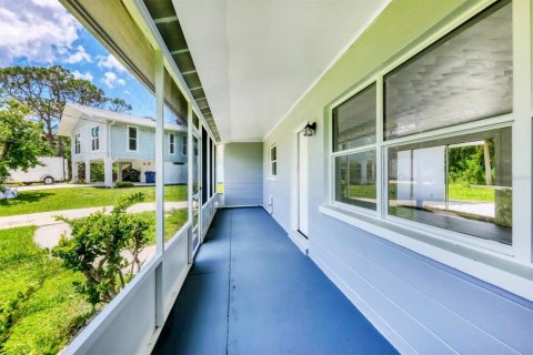 House in Venice, Florida 2 bedrooms, 92.62 sq.m. № 1800300 - photo 3