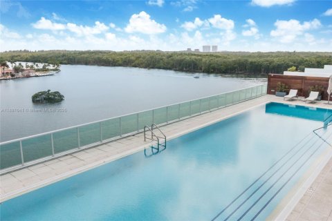 Copropriété à louer à Sunny Isles Beach, Floride: 3 chambres, 156.73 m2 № 1949131 - photo 2