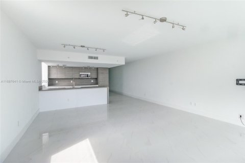 Copropriété à louer à Sunny Isles Beach, Floride: 3 chambres, 156.73 m2 № 1949131 - photo 7