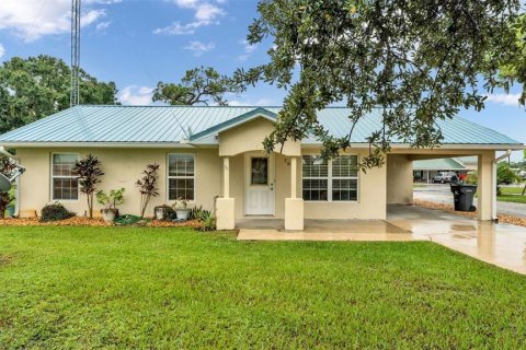 Immobilier commercial à vendre à Frostproof, Floride: 15 chambres, 548.87 m2 № 1910887 - photo 3