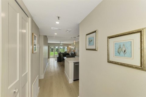 Condo in Venice, Florida, 2 bedrooms  № 1561706 - photo 5