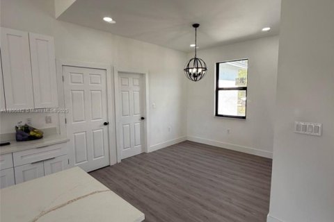 House in Clewiston, Florida 4 bedrooms № 1696058 - photo 14