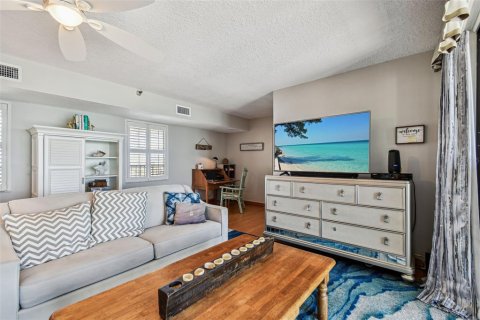 Condominio en venta en Madeira Beach, Florida, 2 dormitorios, 110.55 m2 № 1848123 - foto 23