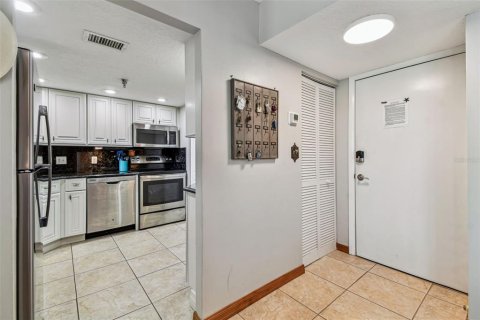 Condominio en venta en Madeira Beach, Florida, 2 dormitorios, 110.55 m2 № 1848123 - foto 11