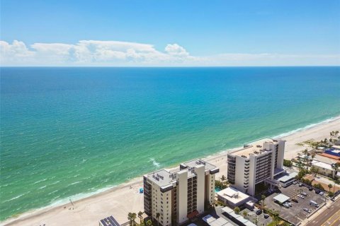 Condominio en venta en Madeira Beach, Florida, 2 dormitorios, 110.55 m2 № 1848123 - foto 6
