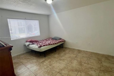 Condo in Homestead, Florida, 2 bedrooms  № 1730500 - photo 13