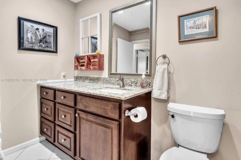 Condominio en alquiler en Oakland Park, Florida, 2 dormitorios, 78.97 m2 № 2019652 - foto 18