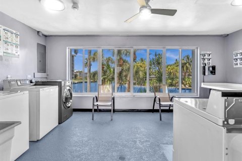Condominio en alquiler en Oakland Park, Florida, 2 dormitorios, 78.97 m2 № 2019652 - foto 26