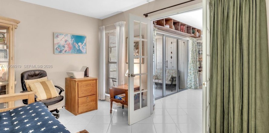 Condominio en Oakland Park, Florida, 2 dormitorios  № 2019652