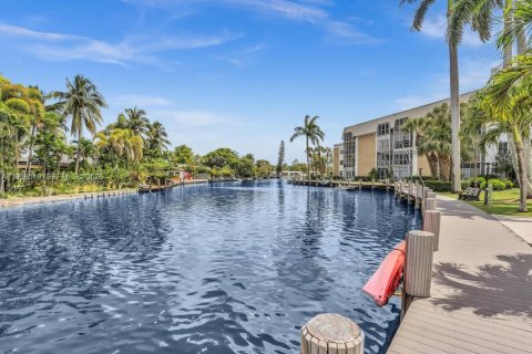 Condominio en alquiler en Oakland Park, Florida, 2 dormitorios, 78.97 m2 № 2019652 - foto 27