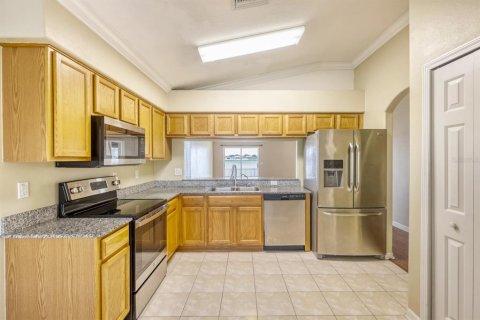 House in Wesley Chapel, Florida 3 bedrooms, 117.52 sq.m. № 2210036 - photo 10