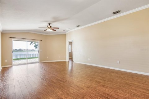 House in Wesley Chapel, Florida 3 bedrooms, 117.52 sq.m. № 2210036 - photo 6