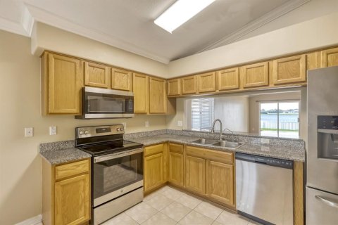 House in Wesley Chapel, Florida 3 bedrooms, 117.52 sq.m. № 2210036 - photo 11